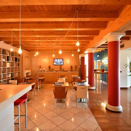 Otel Alle Acque